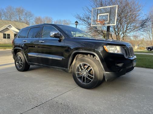 2011 Jeep Grand Cherokee Overland