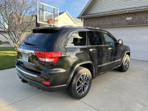 2011 Jeep Grand Cherokee Overland