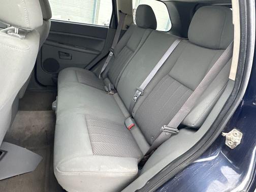 2006 Jeep Grand Cherokee Laredo