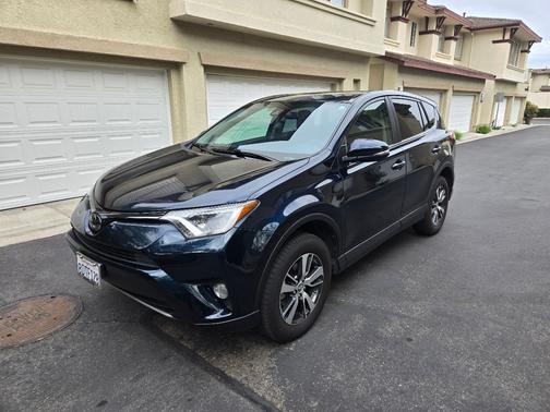Green 2018 Toyota RAV4 XLE