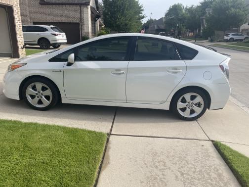 2014 Toyota Prius Five