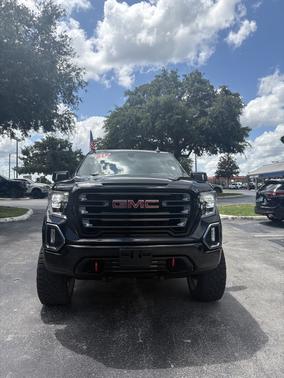 2021 GMC Sierra 1500 AT4