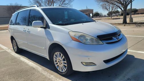 2010 Toyota Sienna XLE Limited