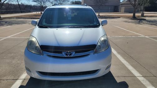 2010 Toyota Sienna XLE Limited