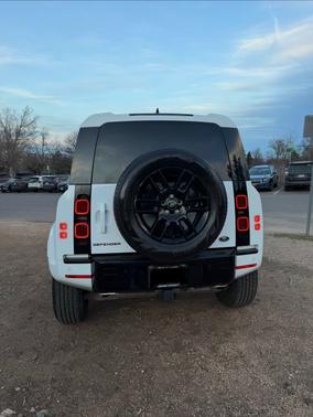 2022 Land Rover Defender S