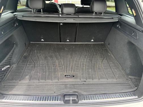 White 2022 Mercedes-Benz GLC 300 4MATIC