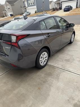 2020 Toyota Prius LE