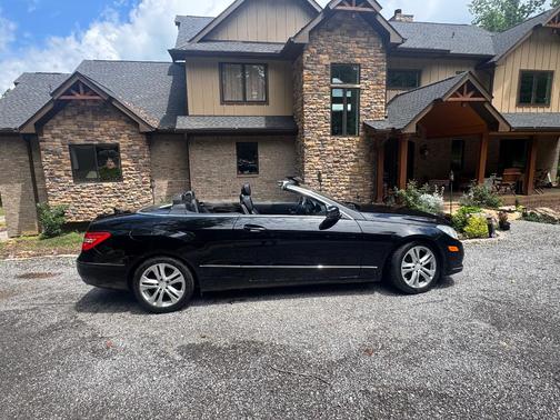 Black 2011 Mercedes-Benz E-Class E 350