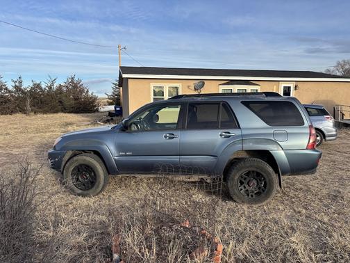 2004 Toyota 4Runner SR5