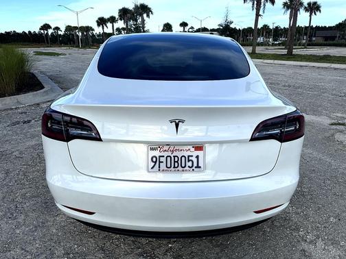 White 2023 Tesla Model 3 Base