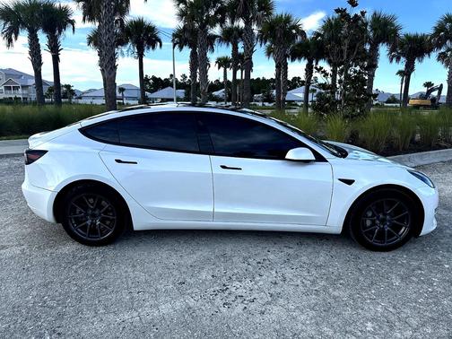 White 2023 Tesla Model 3 Base