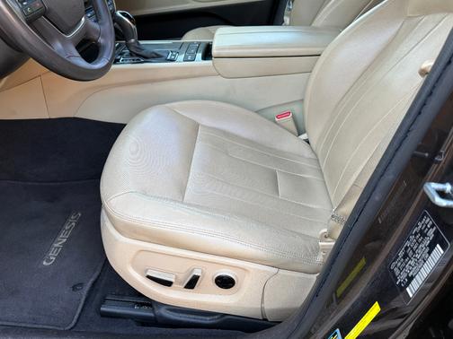 2017 Genesis G80 3.8