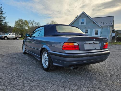 Blue 1999 BMW 323 iC