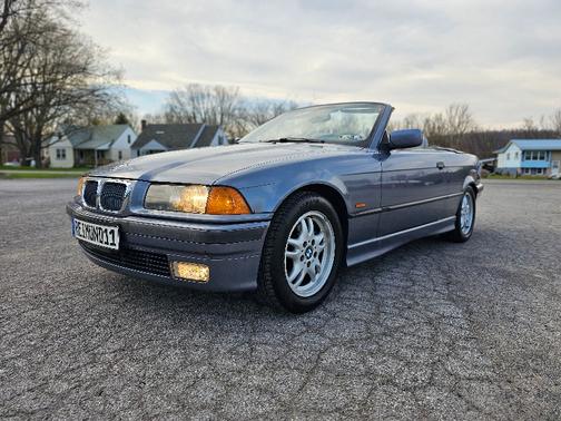 Blue 1999 BMW 323 iC