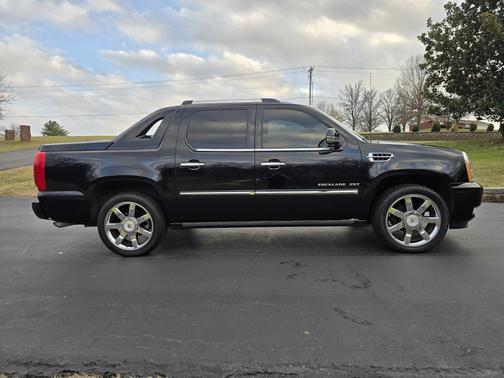 2012 Cadillac Escalade EXT Premium