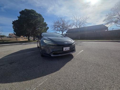 2024 Toyota Prius XLE