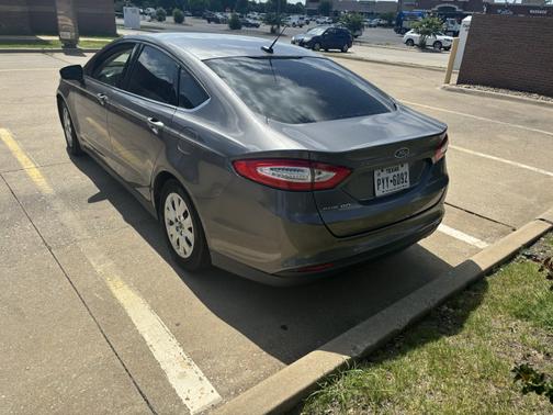 2013 Ford Fusion S