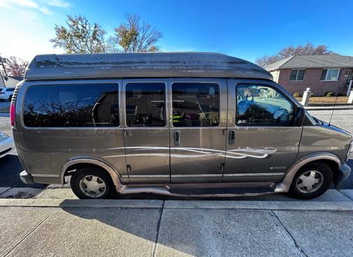 2001 Chevrolet Express 1500 Cargo