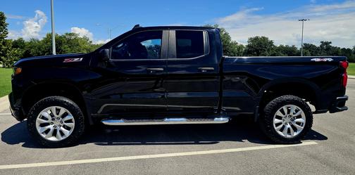 2020 Chevrolet Silverado 1500 Custom