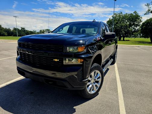 2020 Chevrolet Silverado 1500 Custom
