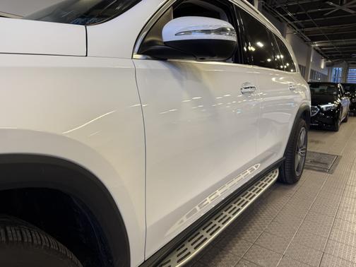 2021 Mercedes-Benz GLS 450 4MATIC