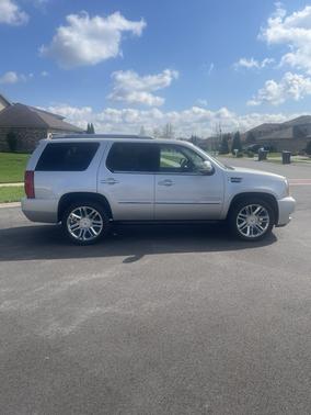 Silver 2013 Cadillac Escalade Platinum Edition