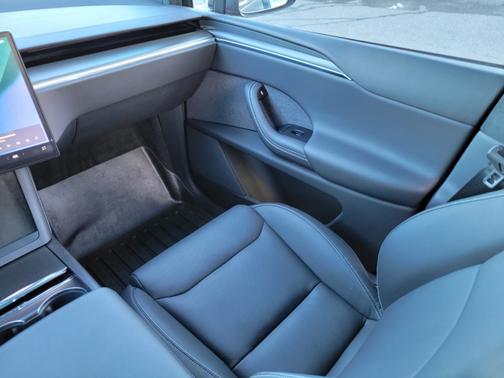 2023 Tesla Model X Plaid