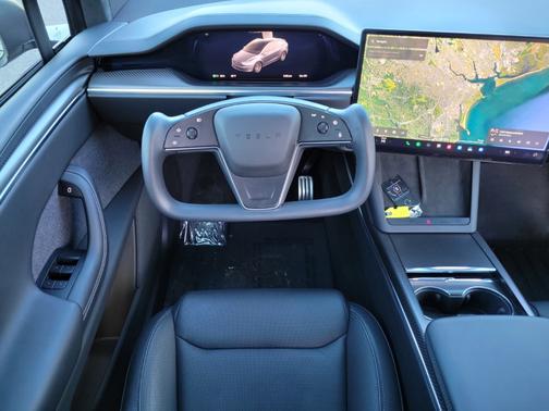 2023 Tesla Model X Plaid