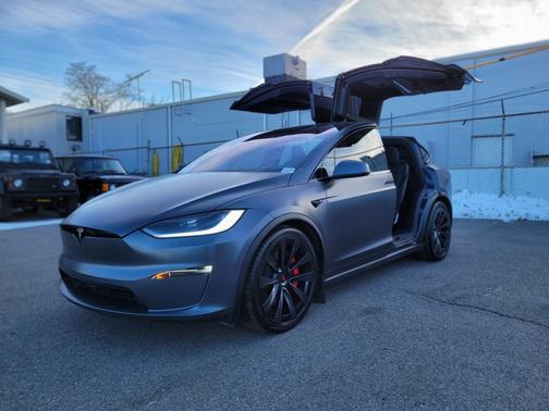 2023 Tesla Model X Plaid