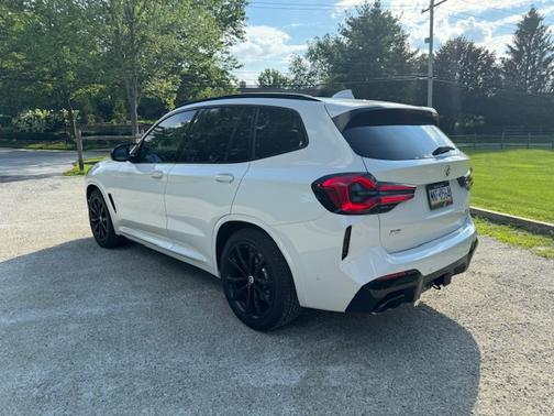 2023 BMW X3 M40i