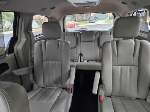 Silver 2014 Chrysler Town & Country Touring-L