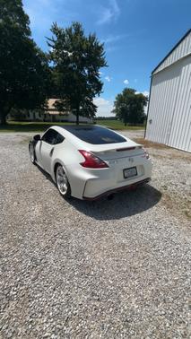 White 2010 Nissan 370Z Base