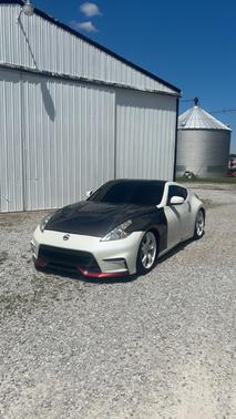 White 2010 Nissan 370Z Base