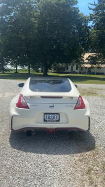 White 2010 Nissan 370Z Base