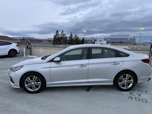 2018 Hyundai SONATA SEL