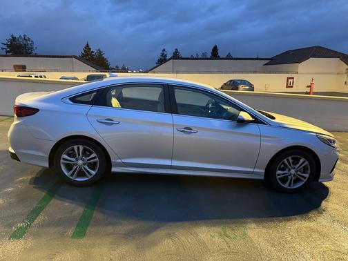 2018 Hyundai SONATA SEL