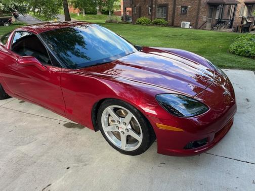 2005 Chevrolet Corvette Base