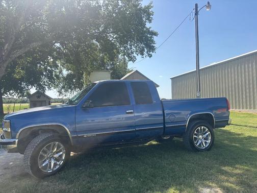 Blue 1997 Chevrolet 1500 Extended Cab