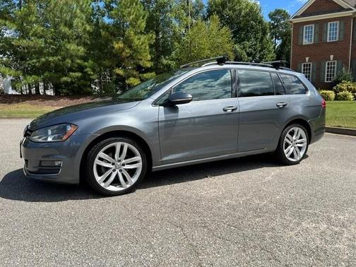 Gray 2017 Volkswagen Golf SportWagen TSI SE