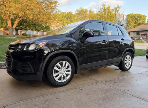 Black 2019 Chevrolet Trax LS