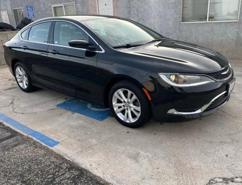 2016 Chrysler 200 Limited