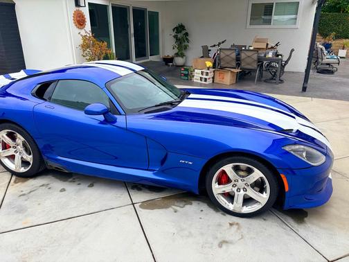 Blue 2013 Dodge SRT Viper GTS