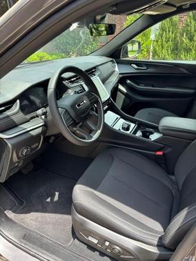 Gray 2025 Jeep Grand Cherokee L Laredo X