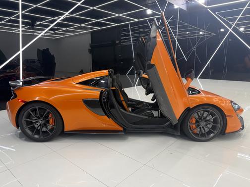 2019 McLaren 570S Spider