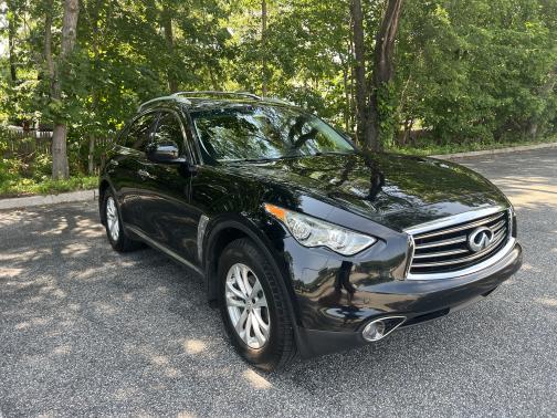 2012 INFINITI FX35 Base