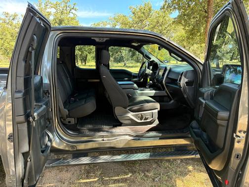 Gray 2018 Ford F-150 XLT