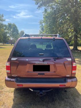 2003 Nissan Pathfinder SE