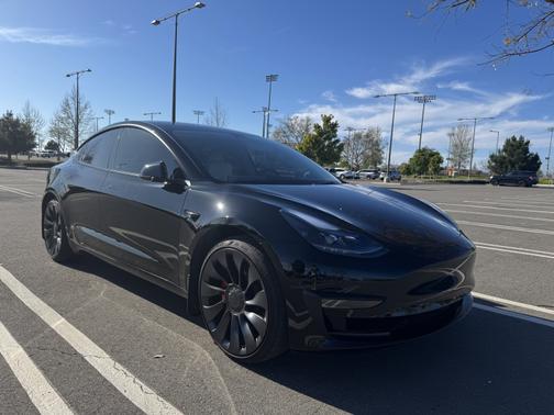 2023 Tesla Model 3 Performance