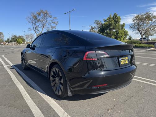 2023 Tesla Model 3 Performance
