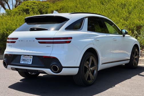 2025 Genesis GV70 2.5T